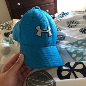 Kids UA hats size small /med